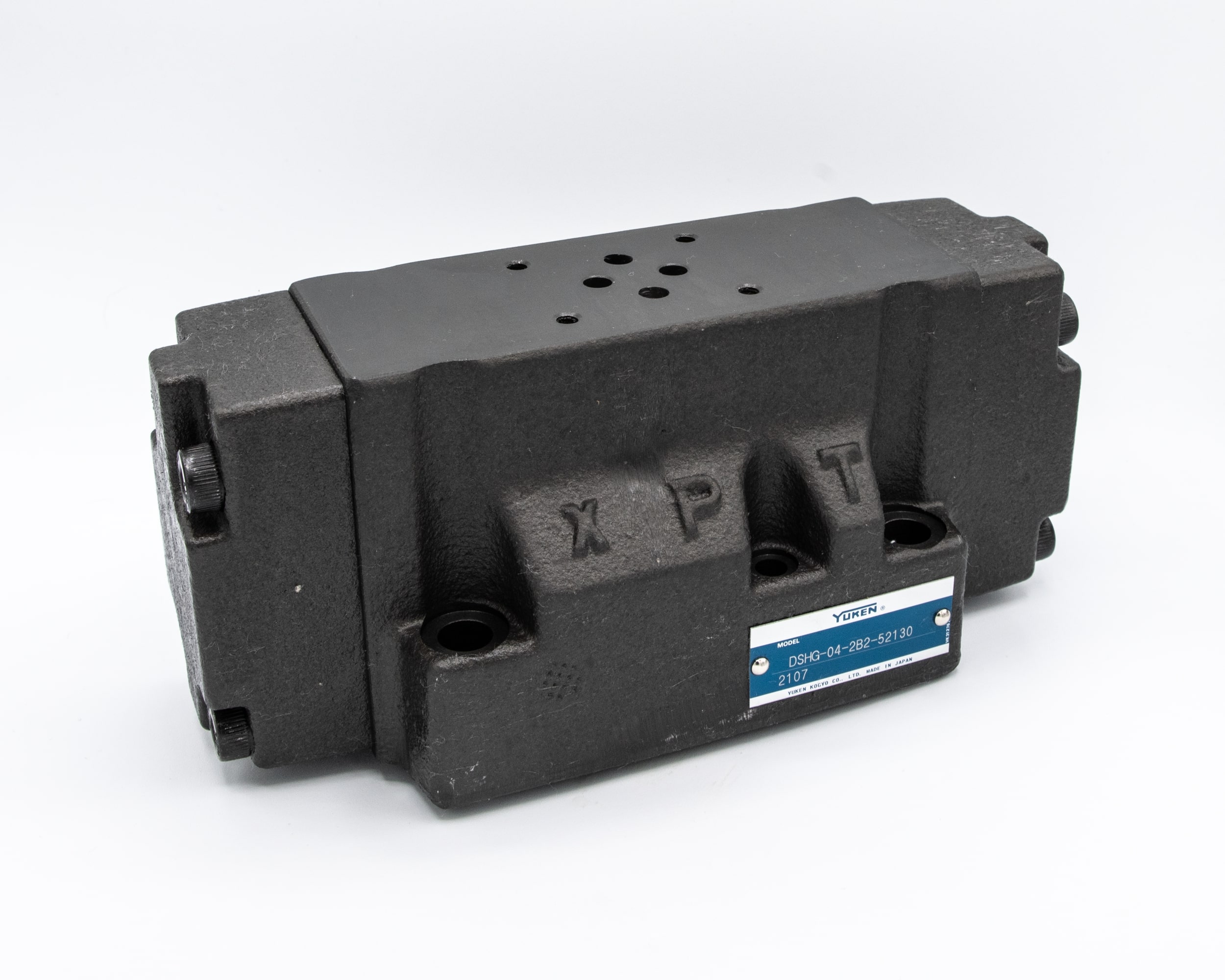 3 Position - DSHG-04 - Solenoid Controlled Pilot Operated Directional Valves - Cetop 7 (NG16)